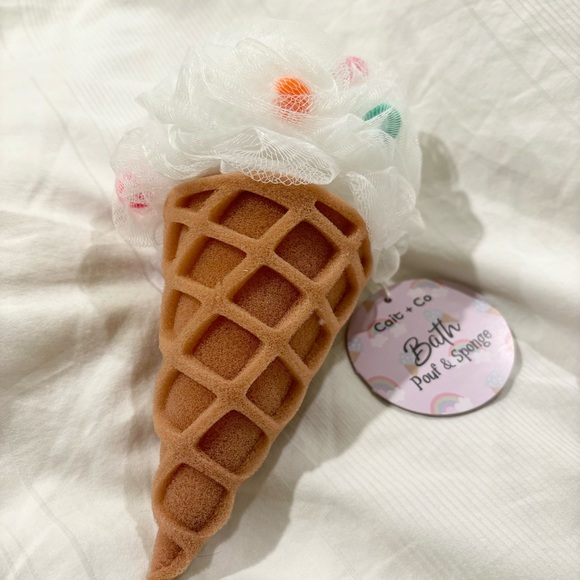 ✨ SPA DAY GIFT BUNDLE ✨ - Picture 4 of 5